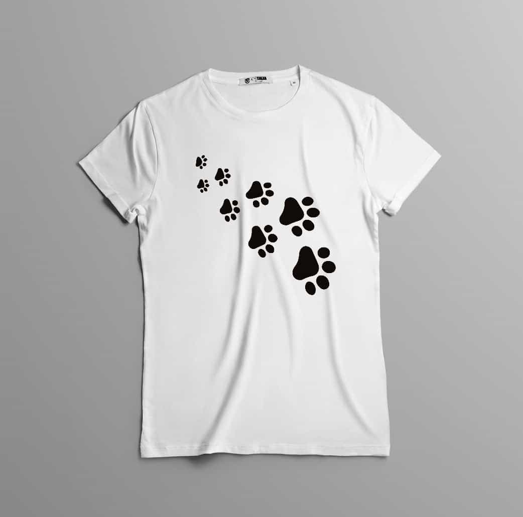 Camisa estampada tipo T-shirt Huellas