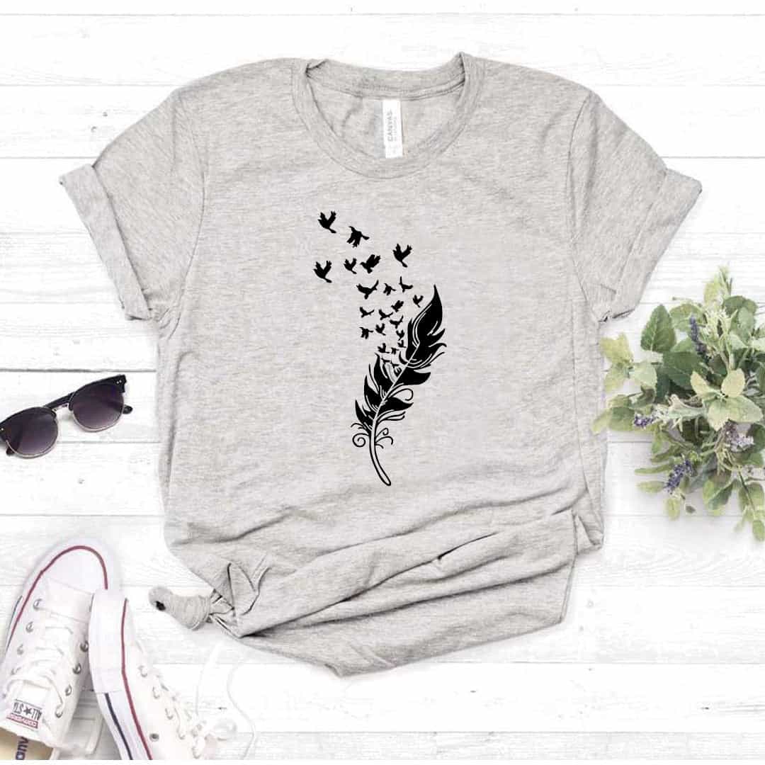 Camisa estampada  tipo T-shirt Plumas Pajaros
