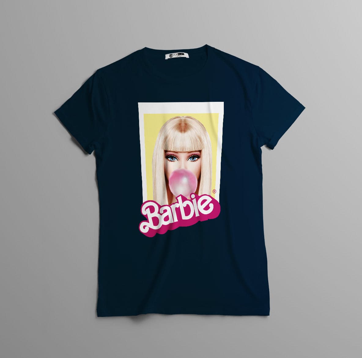 Camisetas Barbie fondo amarillo chicle: Moda Retro en Algodón 100% Estampado — foto 6