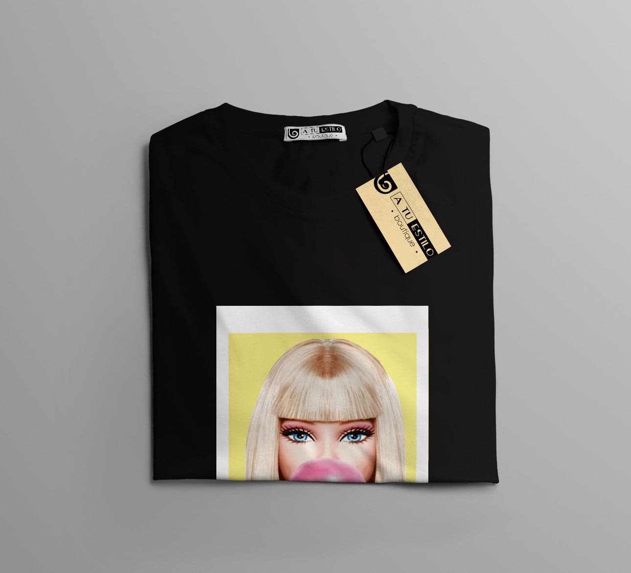 Camisetas Barbie fondo amarillo chicle: Moda Retro en Algodón 100% Estampado — foto 14
