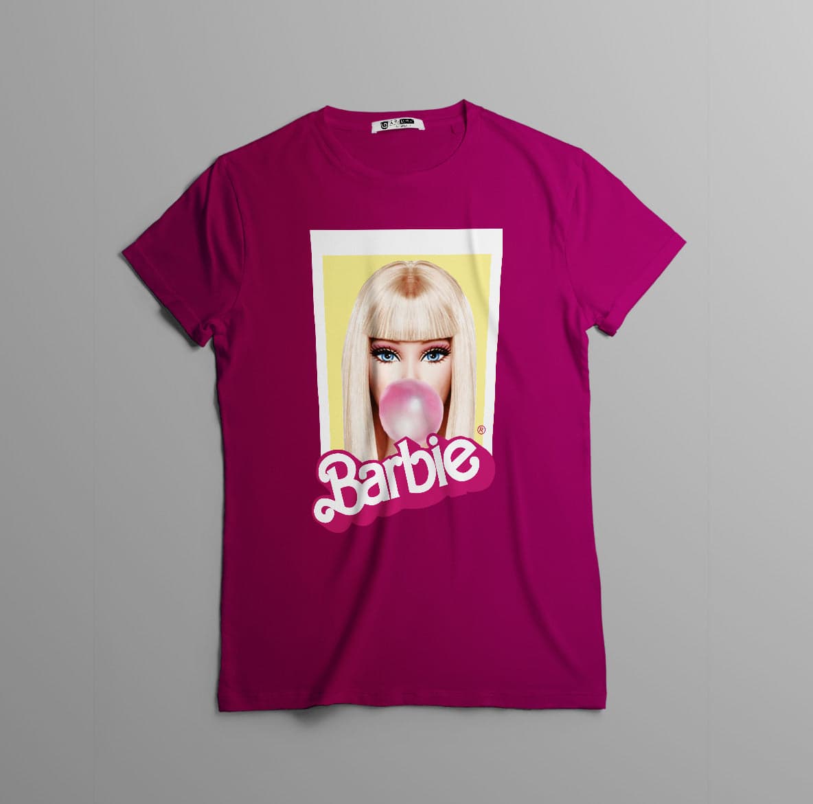 Camisetas Barbie fondo amarillo chicle: Moda Retro en Algodón 100% Estampado — foto 10
