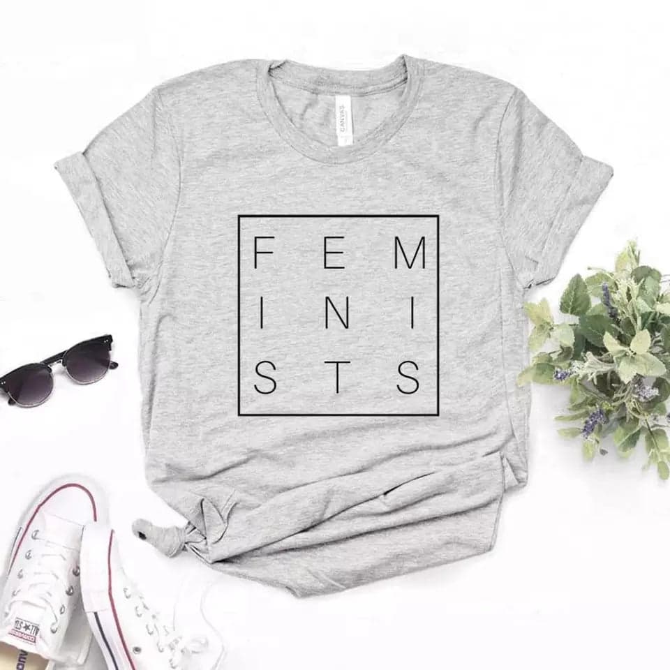 Camiseta estampada tipo T- shirt FEMINIST CUADRADO — foto 1