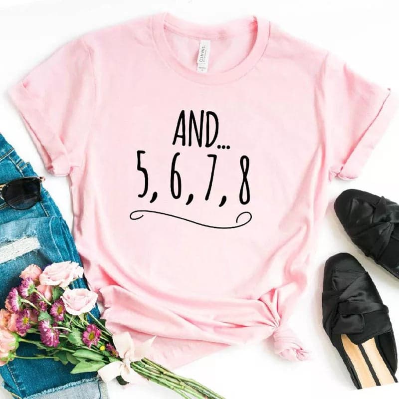 Camiseta estampada tipo T-shirt And  5,6,7,8 — foto 5