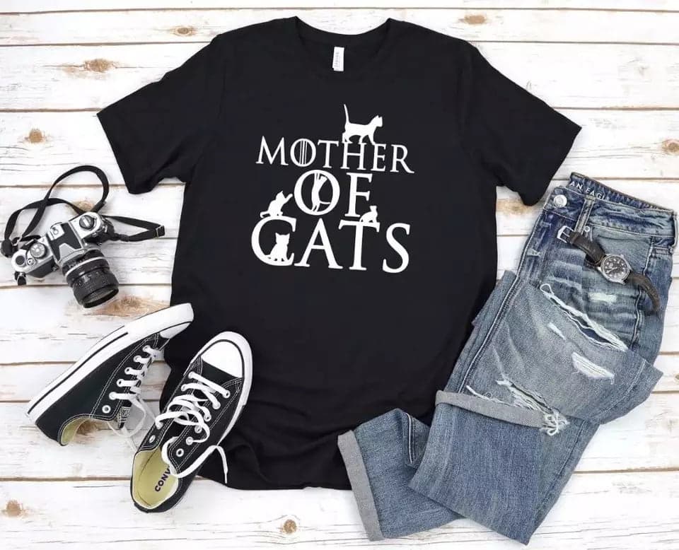 Camisetas estampada tipo T-shirt  MOTHER OF CATS — foto 4