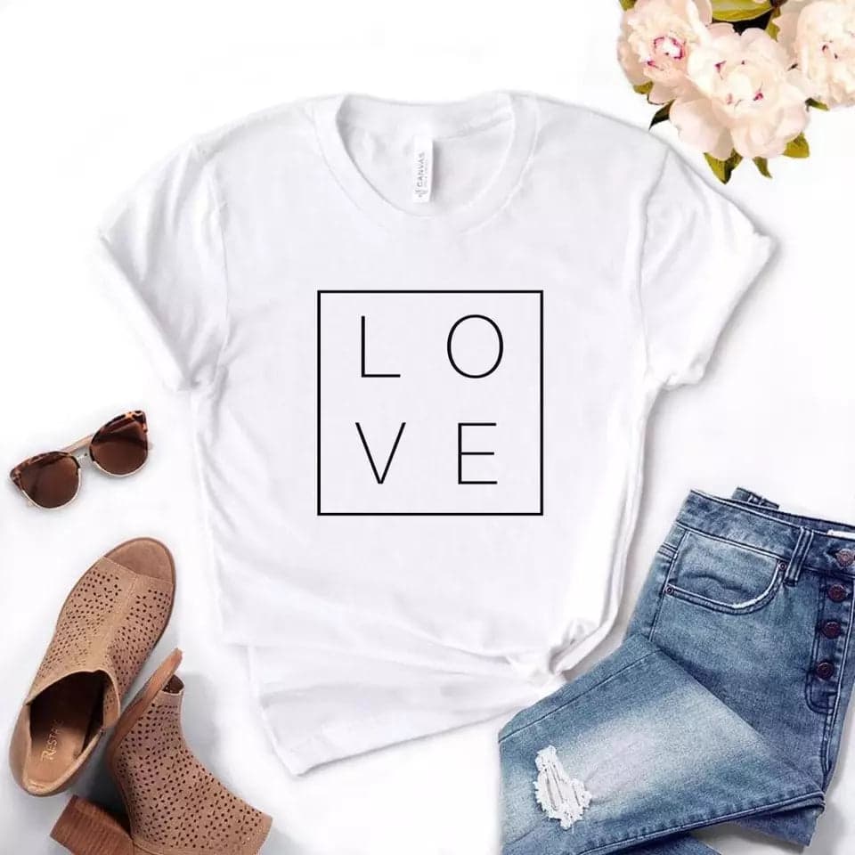 Camiseta estampada tipo T-shirt LOVE CUADRADO — foto 4
