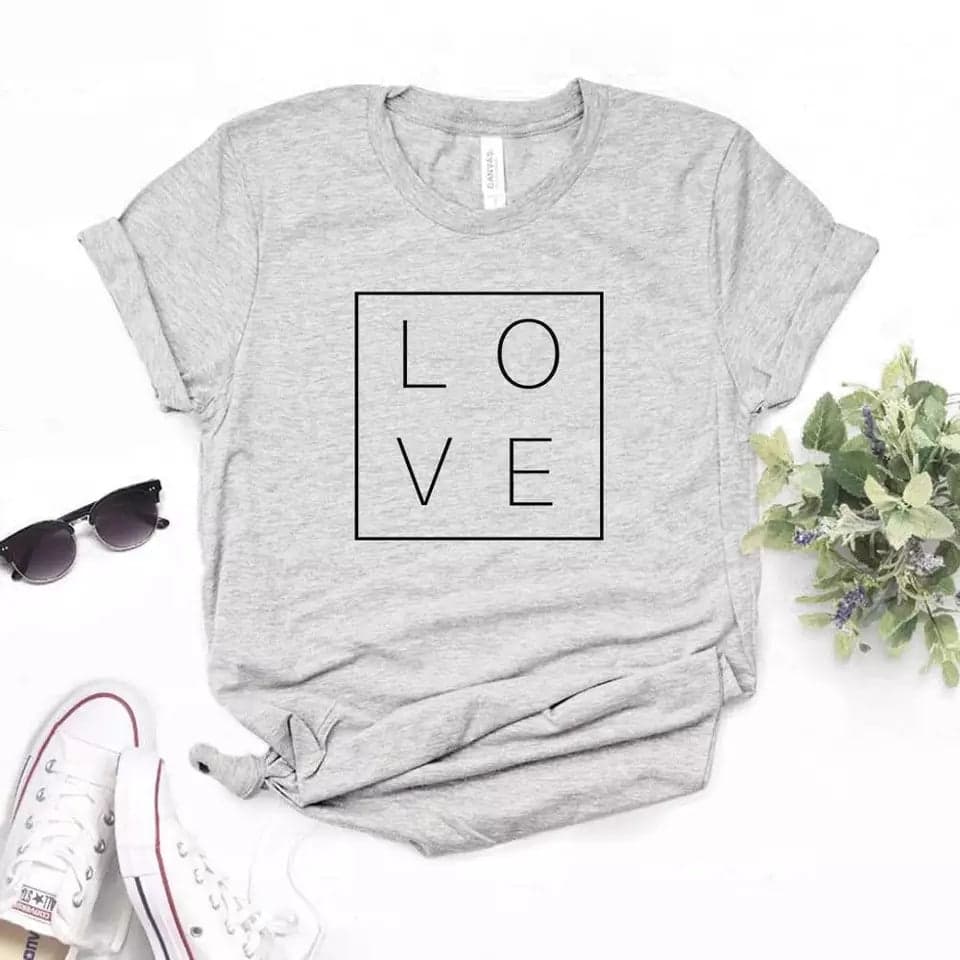 Camiseta estampada tipo T-shirt LOVE CUADRADO — foto 6