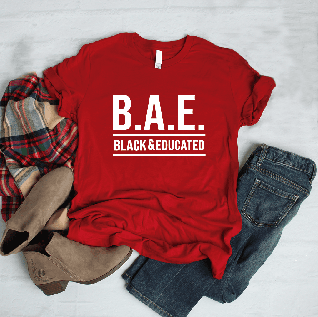 Camiseta estampada tipo T-shirt Black & Educated — foto 5