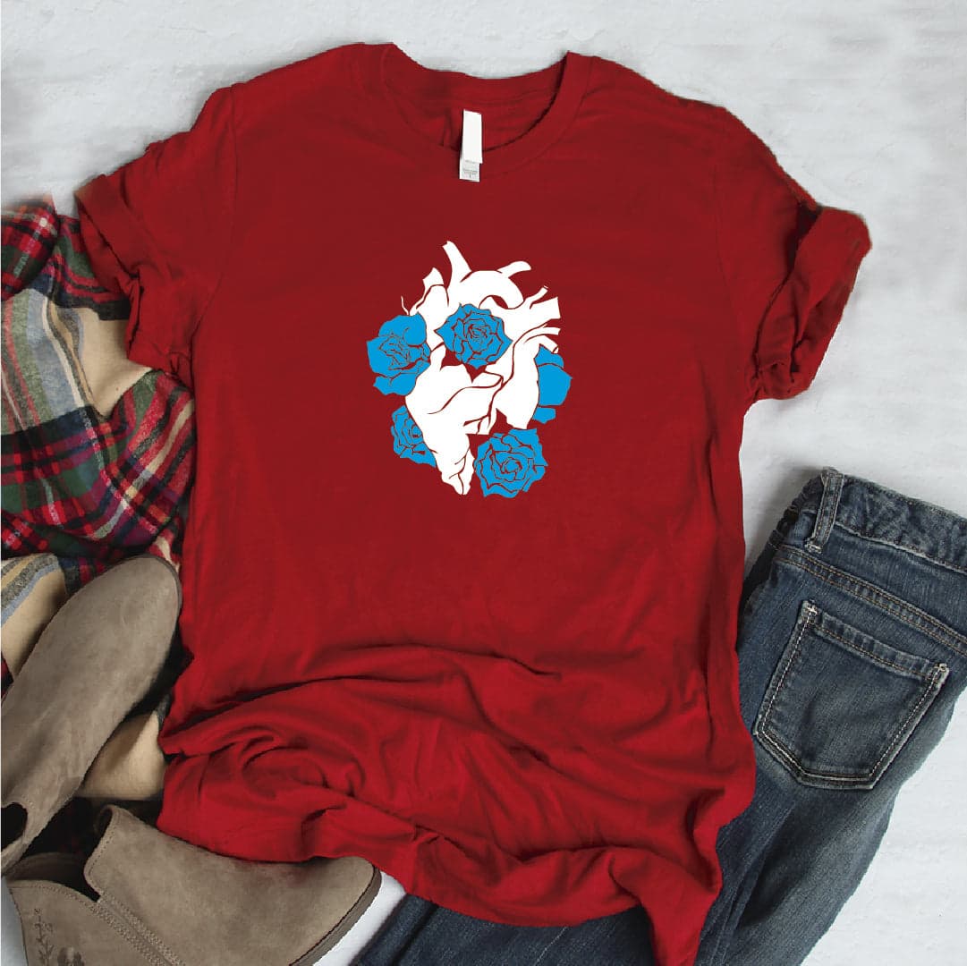 Camisa estampada tipo T- shirt CORAZON CON FLORES — foto 5