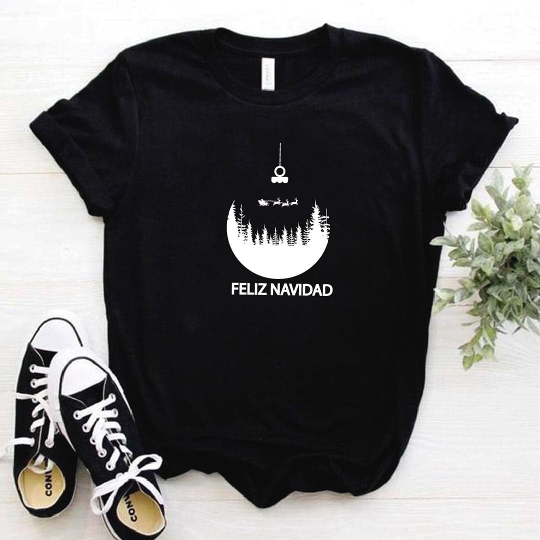 Camisa estampada  tipo T-shirt Feliz Navidad lunar Santa Sobre el bosque — foto 3