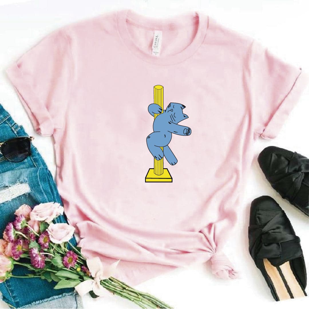 Camisa estampada  tipo T-shirt  Gato Bailando en el rascador — foto 6