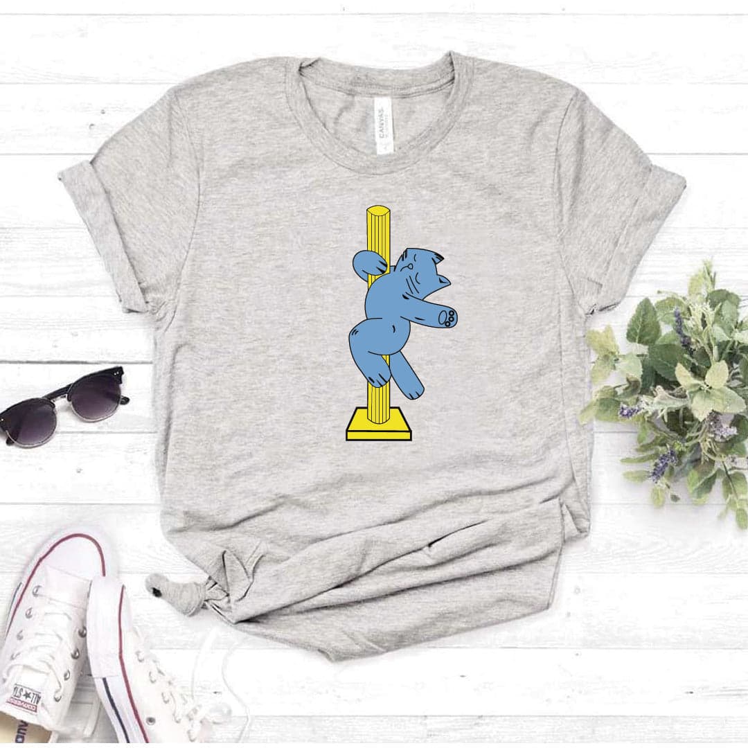 Camisa estampada  tipo T-shirt  Gato Bailando en el rascador — foto 7