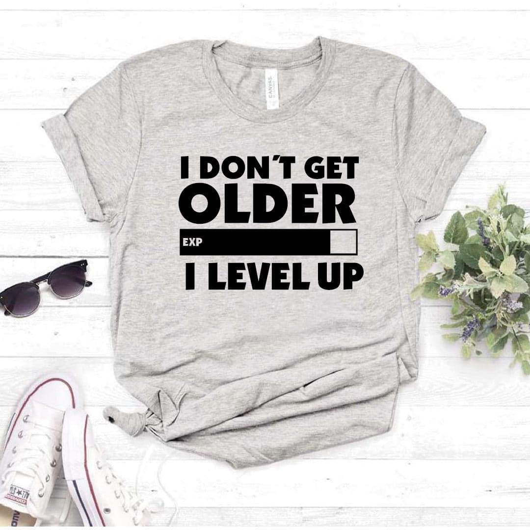 Camisa estampada tipo T- shirt I DONT GET OLDER (DAMA) — foto 7