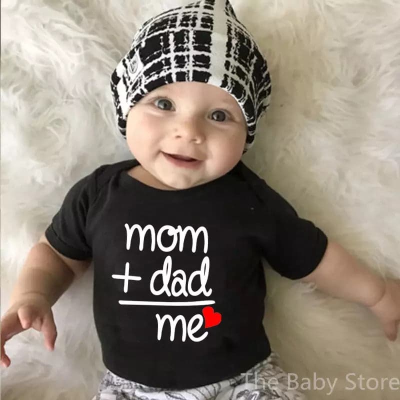 Body para bebe (mameluco) estampado MOM + DAD ME — foto 3
