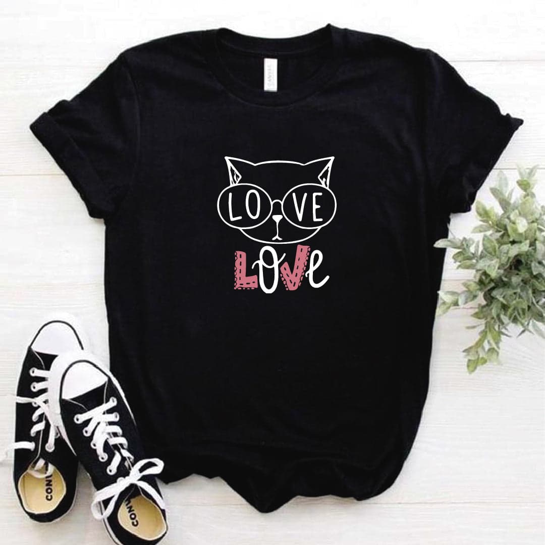 Camisa estampada  tipo T-shirt  LOVE GATO — foto 1