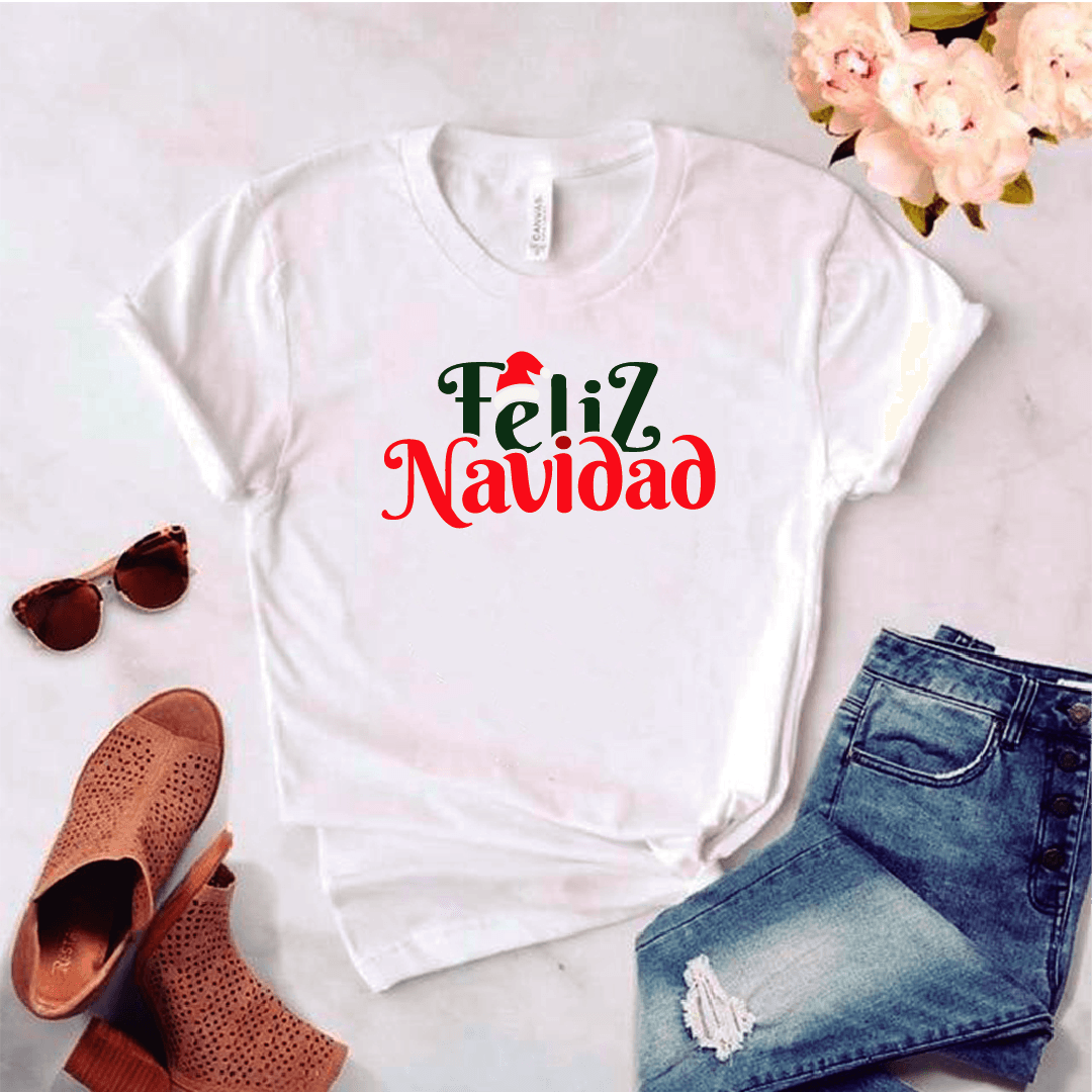 Camisa estampada tipo T-shirt (NAVIDAD) Feliz navidad (letras de colores) — foto 1