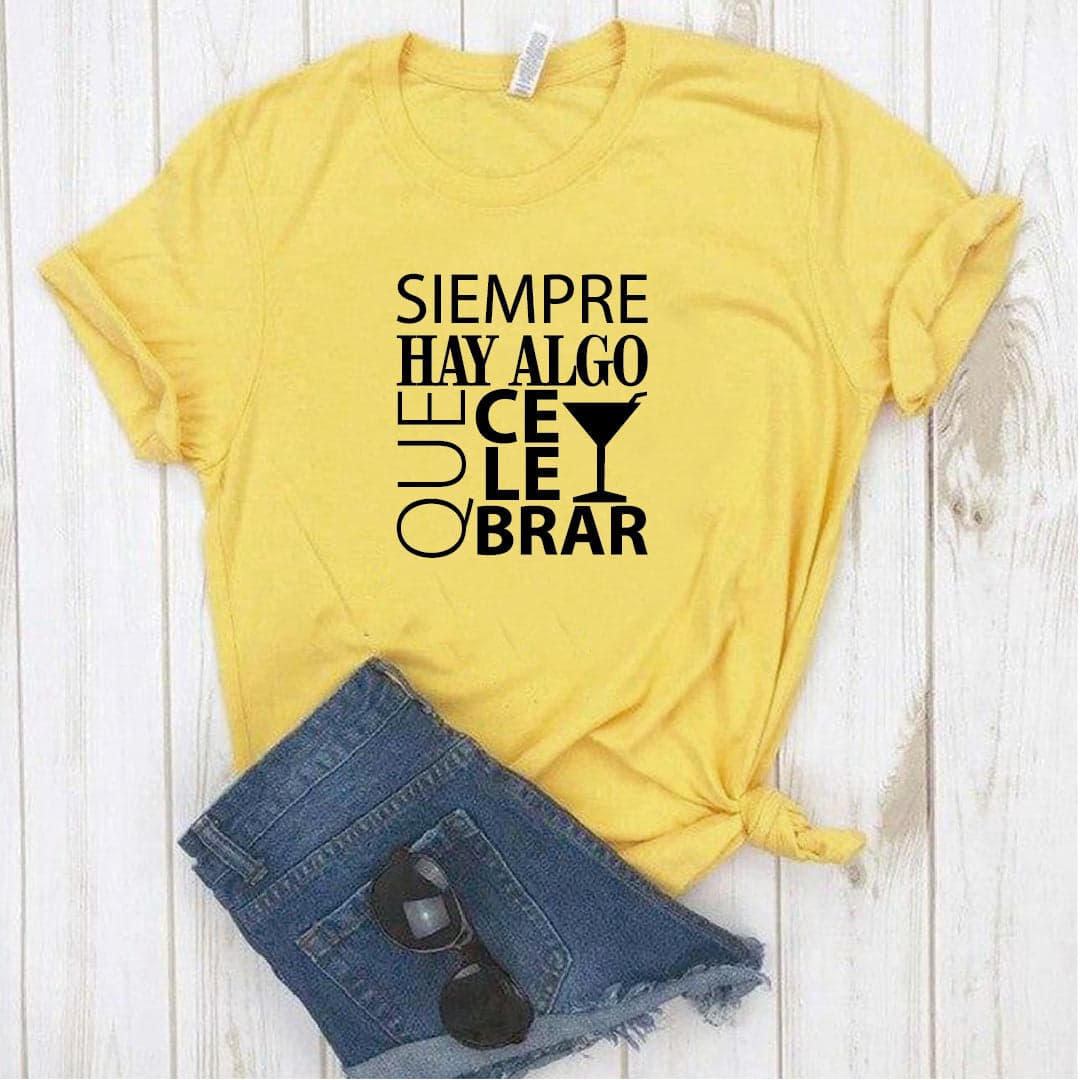 Camisa estampada  tipo T-shirt  SIEMPRE HAY ALGO QUE CELEBRAR — foto 3