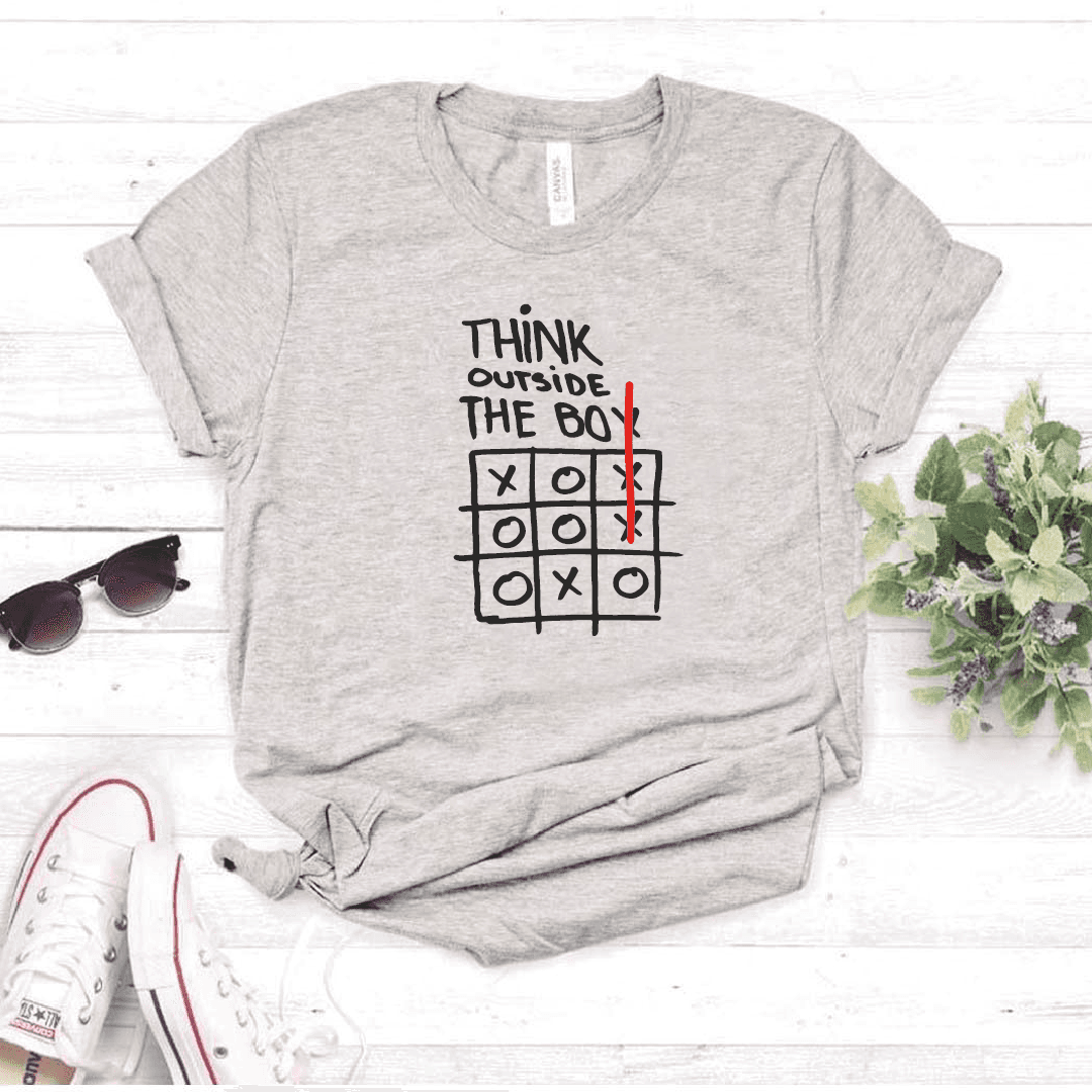 Camiseta estampada tipo T-shirt THINK OUTSIDE THE BOX — foto 1