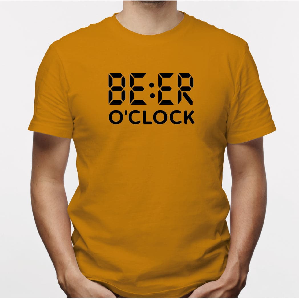 Camisa estampada para hombre  tipo T-shirt Beer o Clock — foto 7