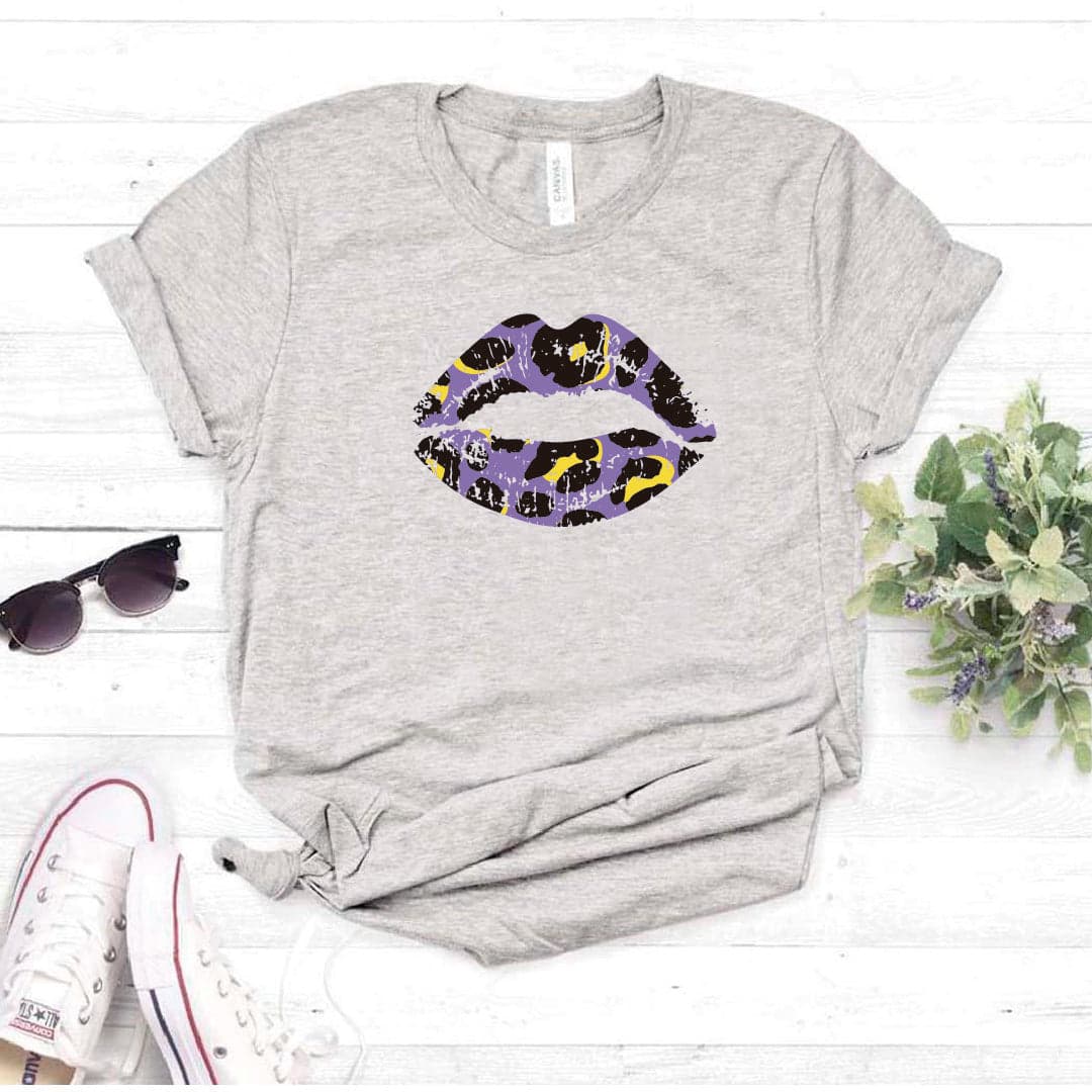 Camisa estampada en algodon para mujer tipo T- shirt labios azul y amarillo — foto 1