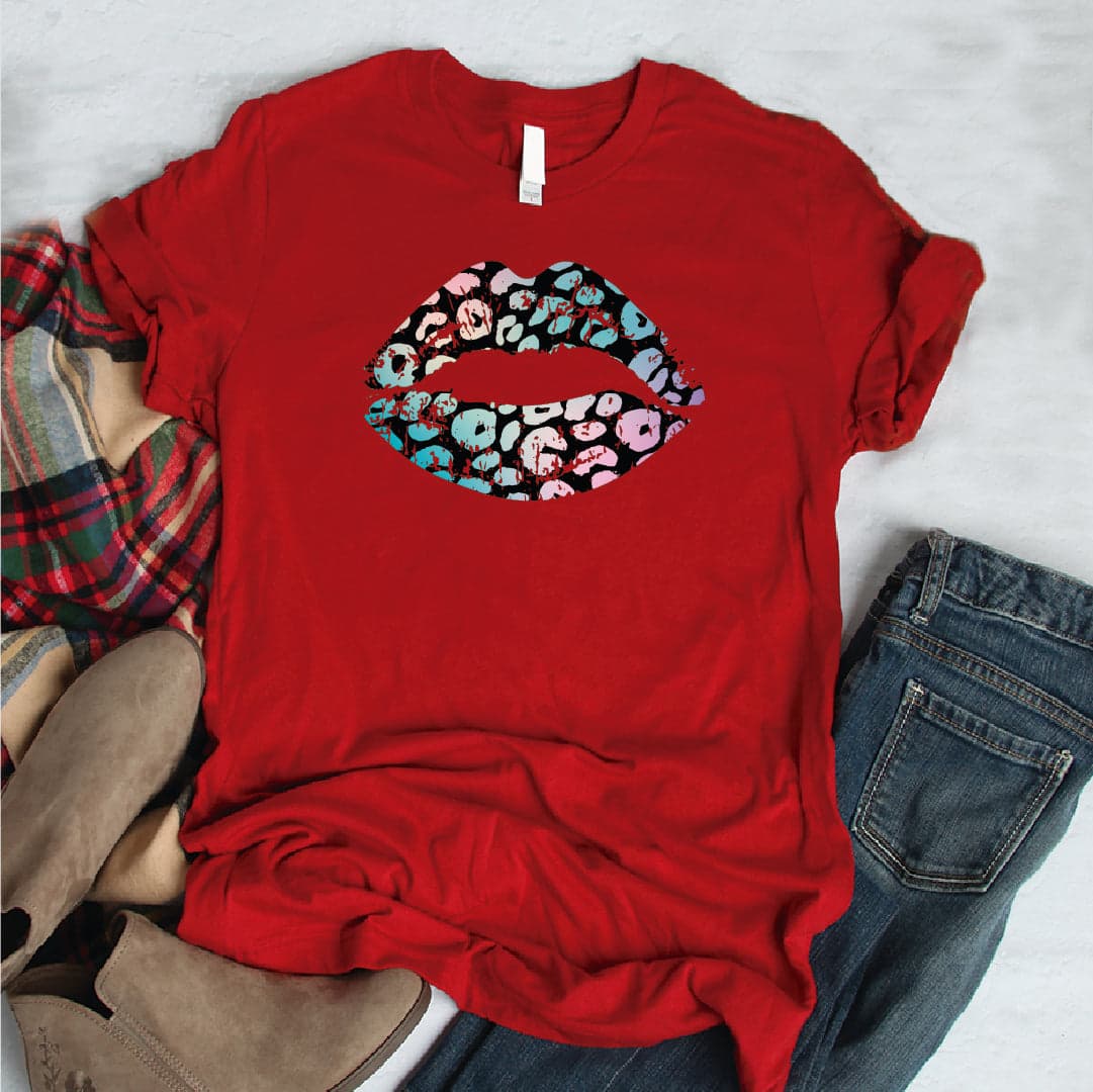 Camisa estampada en algodon para mujer tipo T- shirt labios azul y rosado — foto 8
