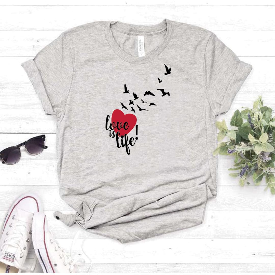 Camisa estampada  tipo T-shirt  LOVE IS LIFE — foto 1