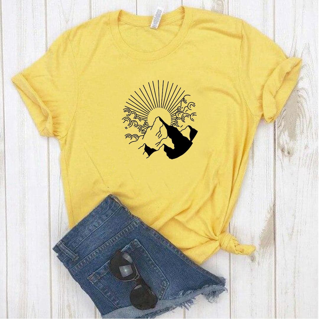 Camisa estampada  tipo T-shirt MONTAÑAS NUBE SOL — foto 4