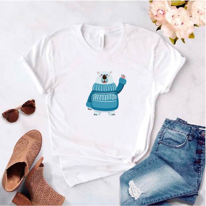 Camisa estampada tipo T-shirt de polialgodon (navidad) oso polar con abrigo — foto 1