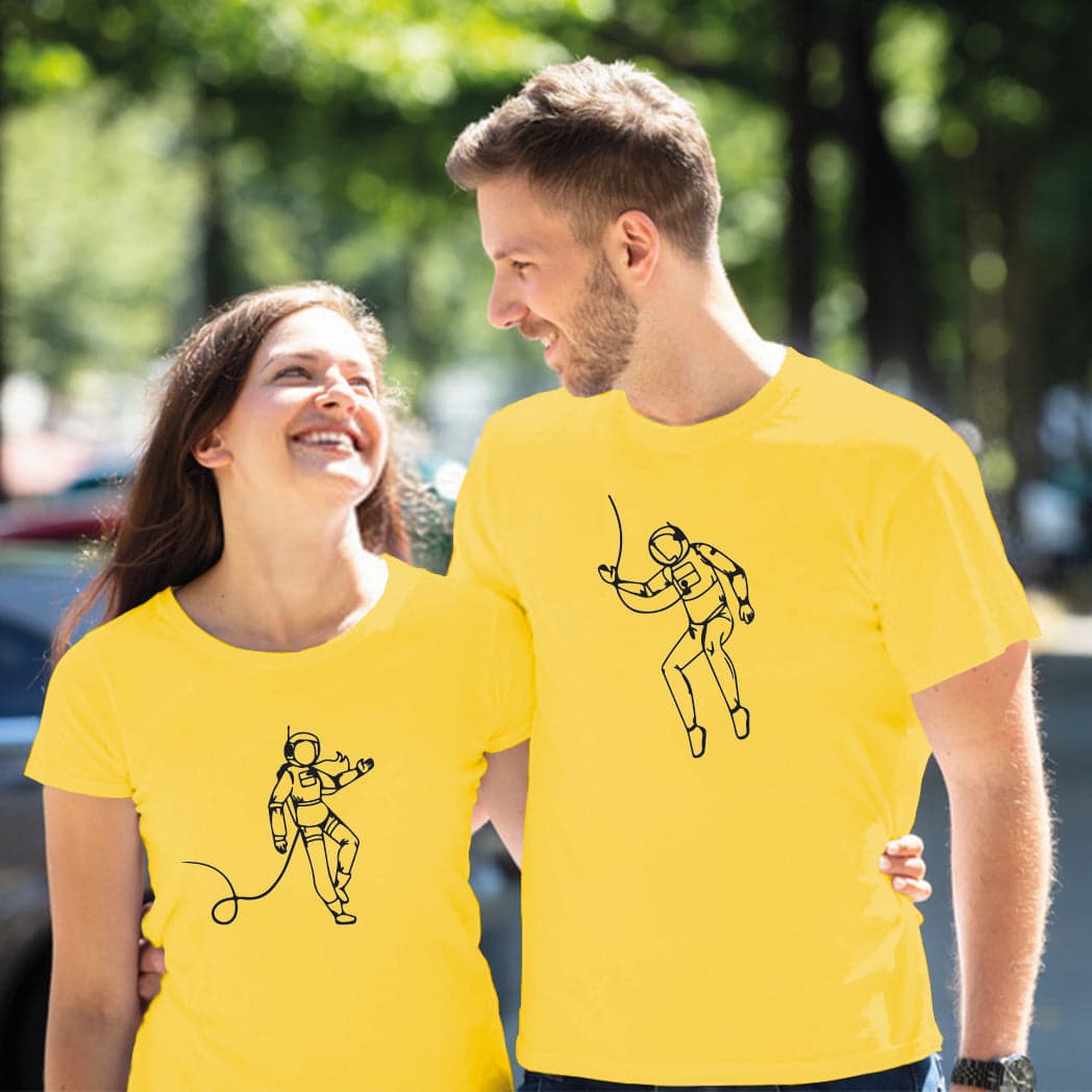 Camiseta estampada pareja T-shirt pareja astronauta — foto 2