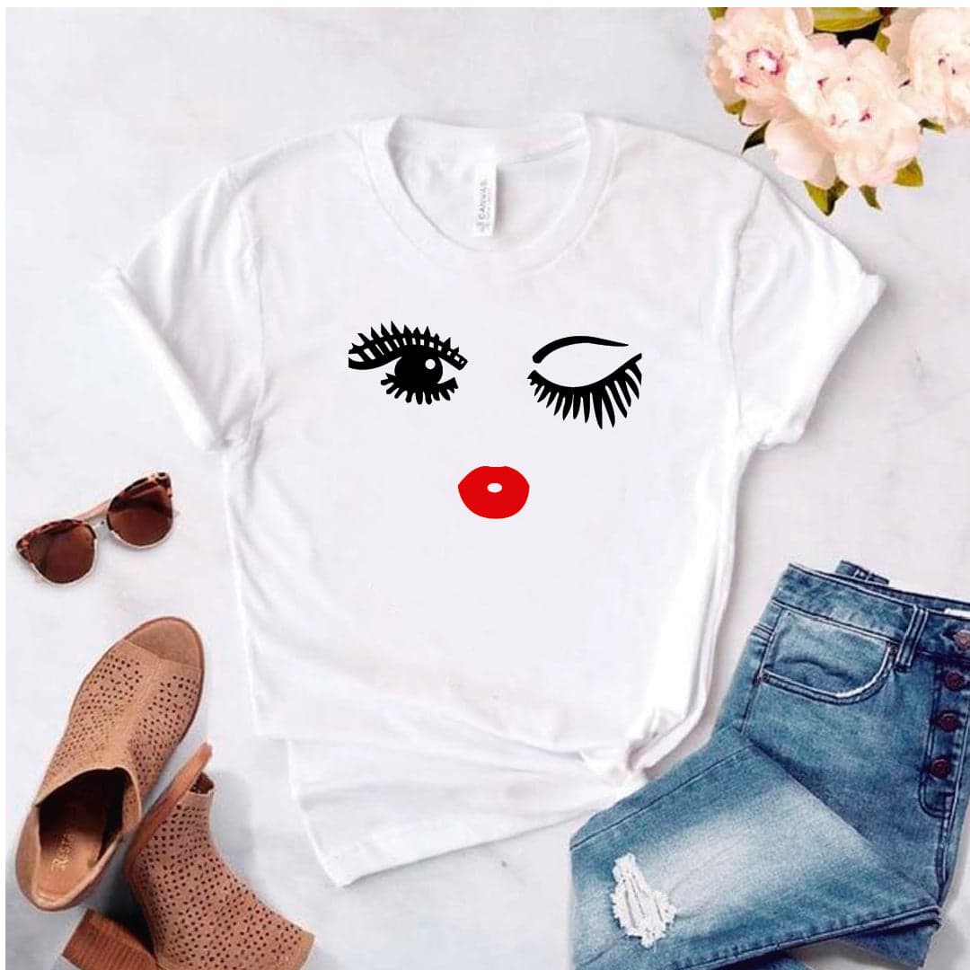 Camisa estampada tipo T- shirt Pestañas Labios Picando el Ojo — foto 3