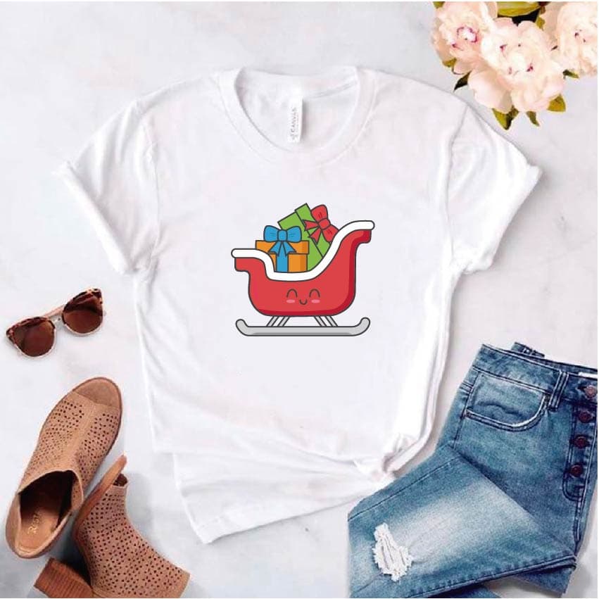 Camisa estampada tipo T-shirt de polialgodon (navidad) trineo con regalos — foto 1