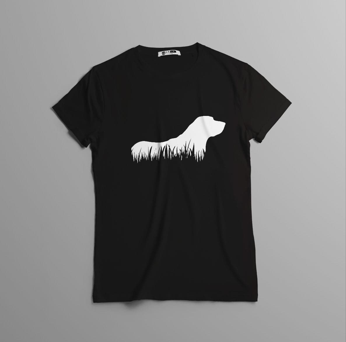 Camisa estampada tipo T-shirt PERRO EN PASTO — foto 5