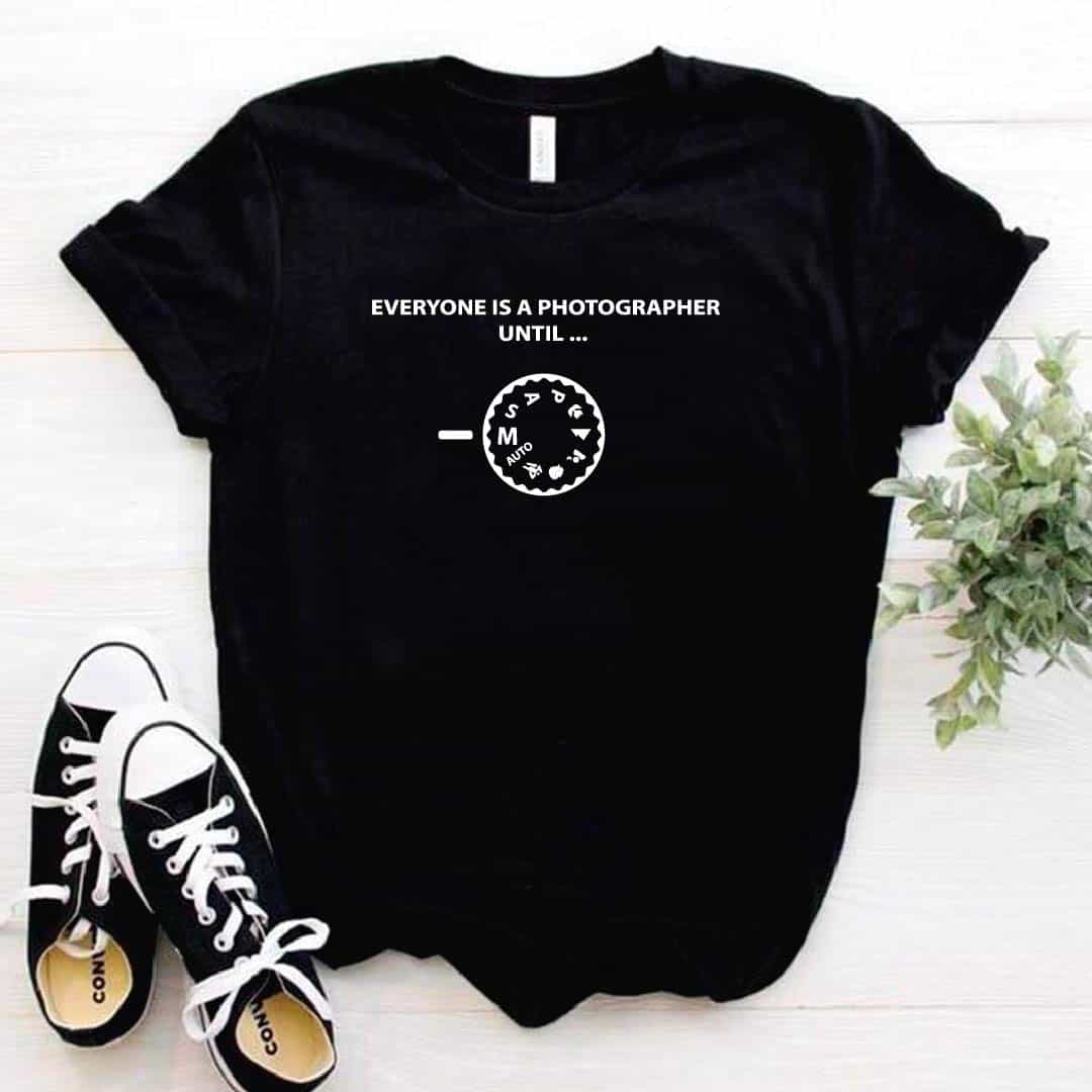 Camisa estampada tipo T- shirt EVERYONE IS A PHOTOGRAPHER