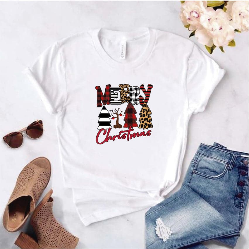 Camisa estampada tipo T-shirt de polialgodon Merry Christmas Arbolitos — foto 1