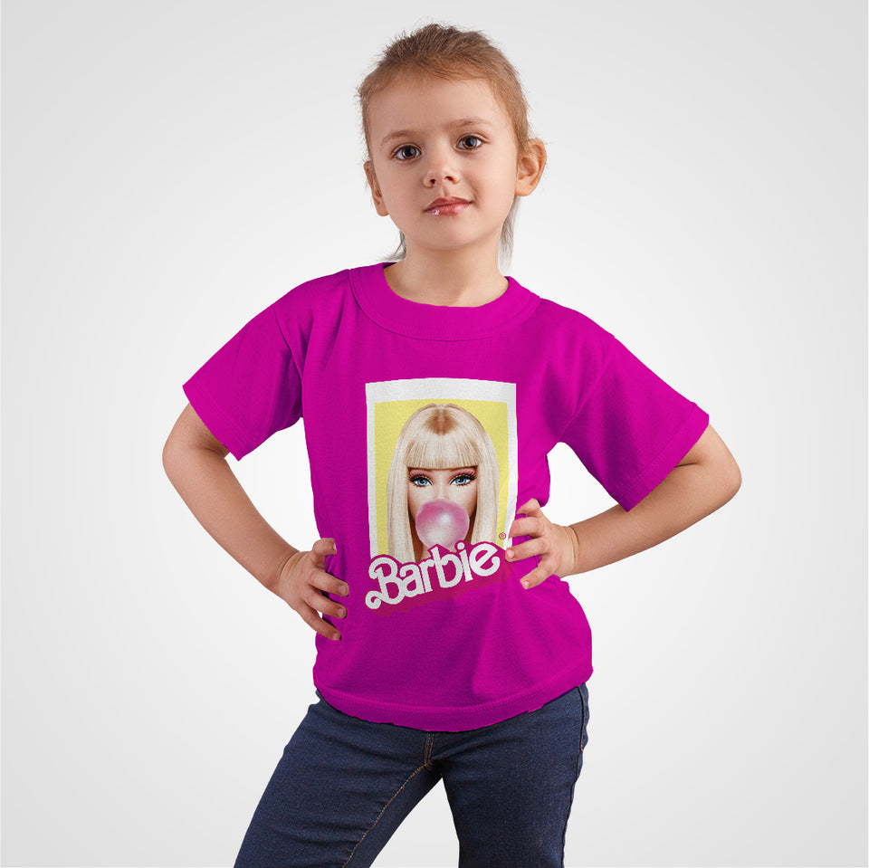 Camisetas Barbie fondo amarillo chicle: Moda Retro en Algodón 100% Estampado