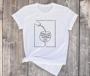 Camisa estampada tipo T-shirt Copa de vino y letras