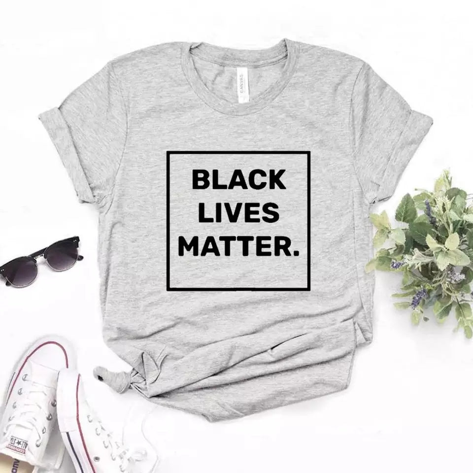 Camisa estampada tipo T-shirt Black Lives Matter