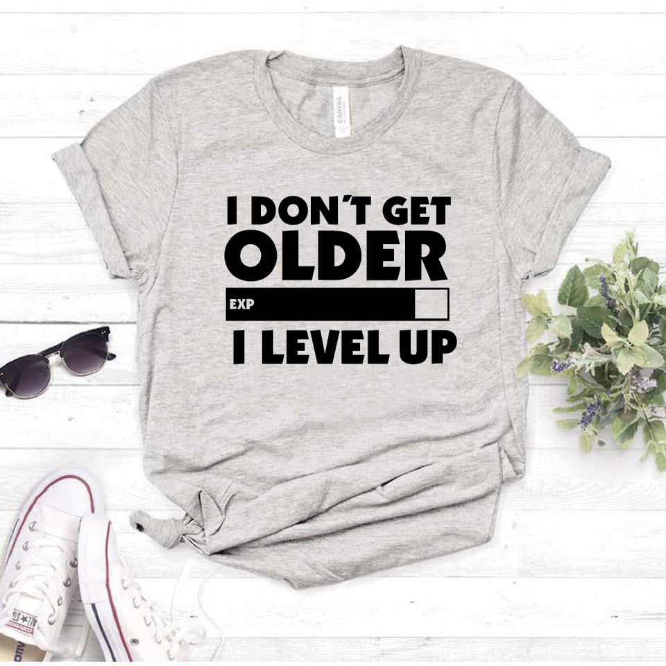 Camisa estampada tipo T- shirt I DONT GET OLDER (DAMA)