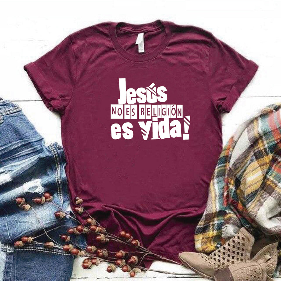 Camisa estampada Cristiana tipo T- shirt Jesús no es religión, es vida