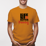 Camiseta estampada tipo T-shirt LIFE IS BETTHER RUNNING (FITNESS)