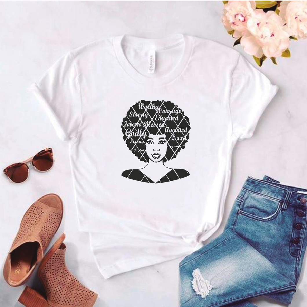 Camiseta estampada tipo T-shirt NEGRA AFRO CON FRASES EN CABELLO