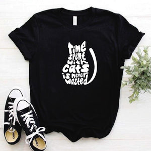 Camisa estampada  tipo T-shirt TIME SPENT WITH CATS IS NEVER WASTED