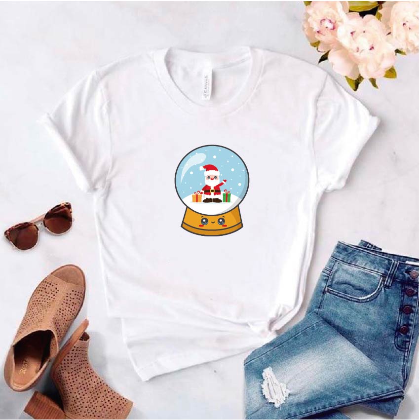 Camisa estampada tipo T-shirt de polialgodon (navidad) esfera de nieve