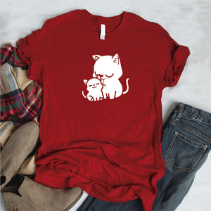 Camisa estampada  tipo T-shirt  gatos lamiendo
