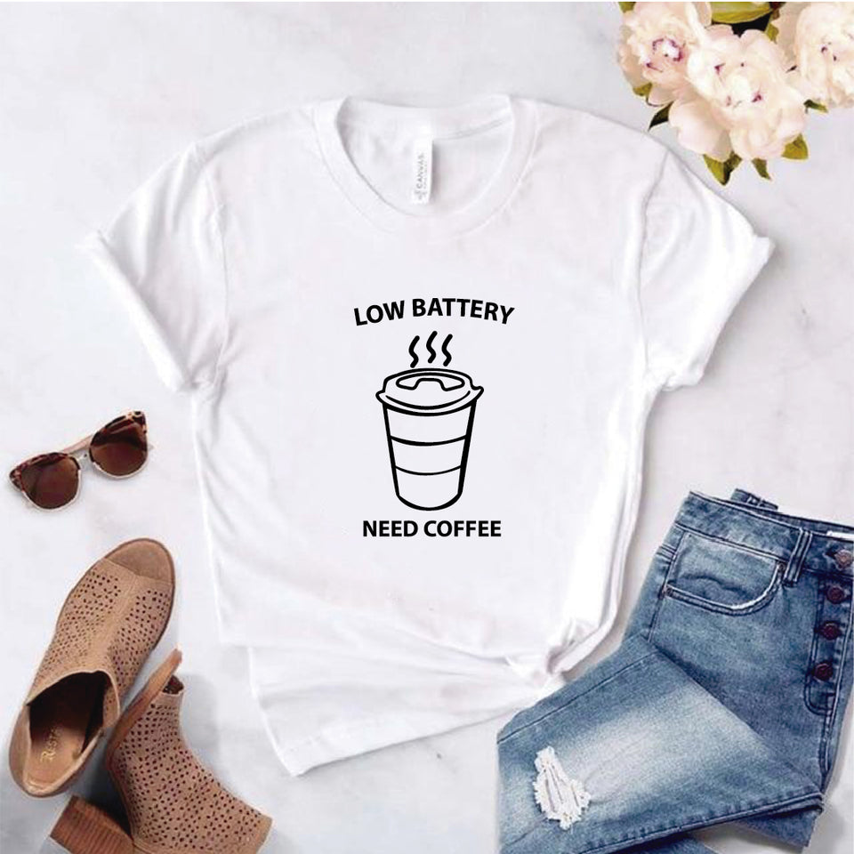 Camisa estampada  tipo T-shirt LOW BATTERY NEED COFFEE