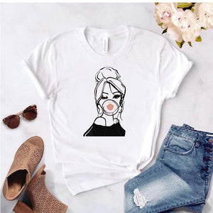Camisa estampada  tipo T-shirt  de polialgodon muñeca chicle